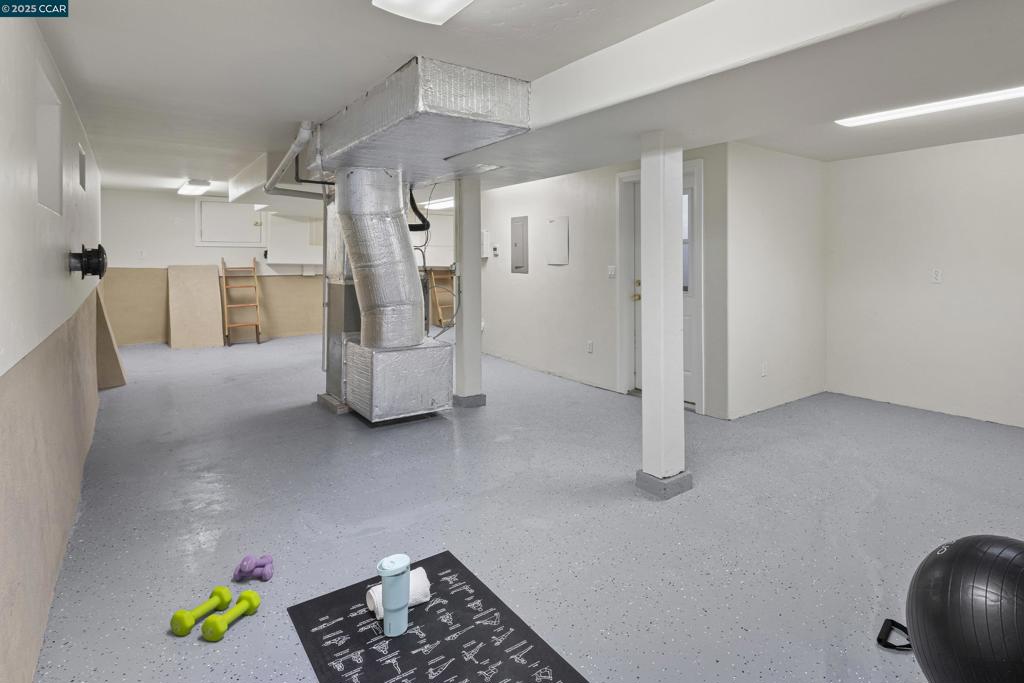 OLD MARTINEZ - Residential