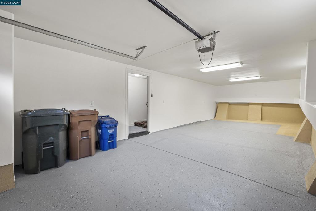 OLD MARTINEZ - Residential