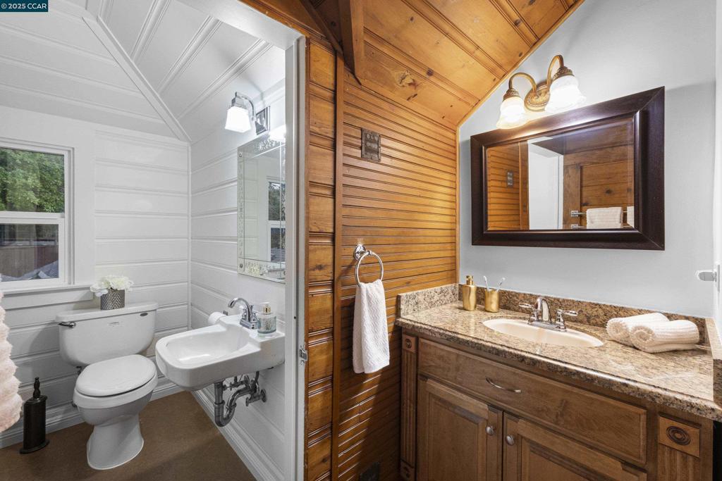 OLD MARTINEZ - Residential