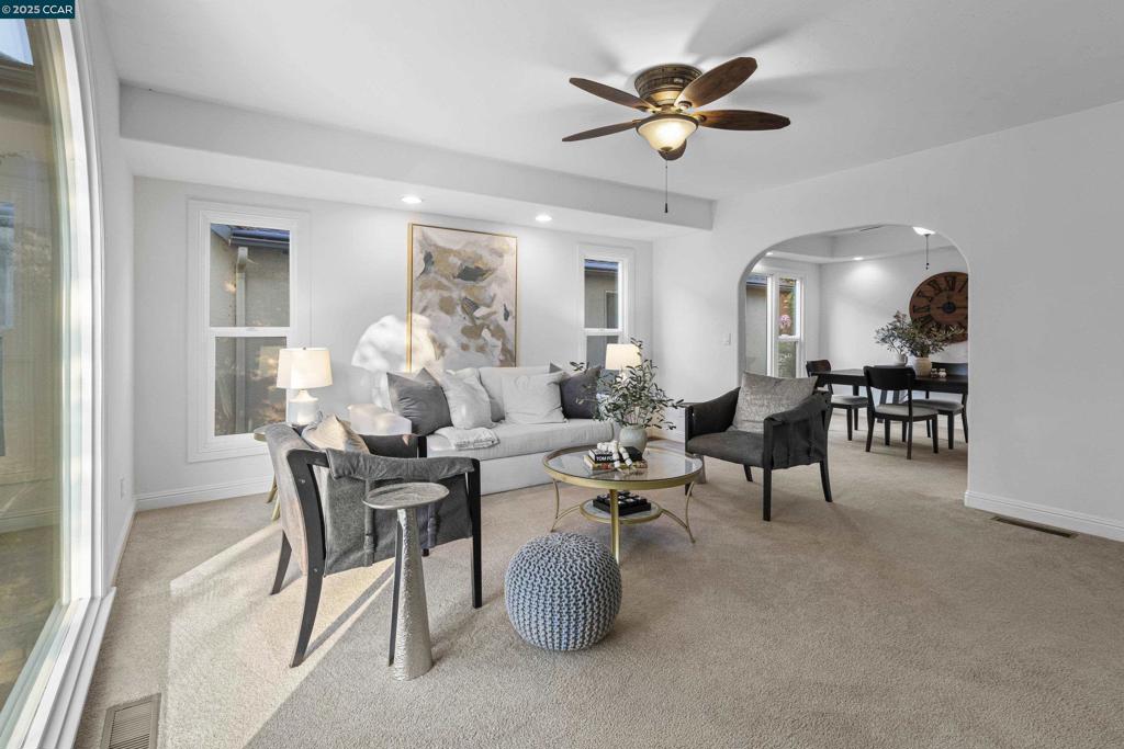 OLD MARTINEZ - Residential