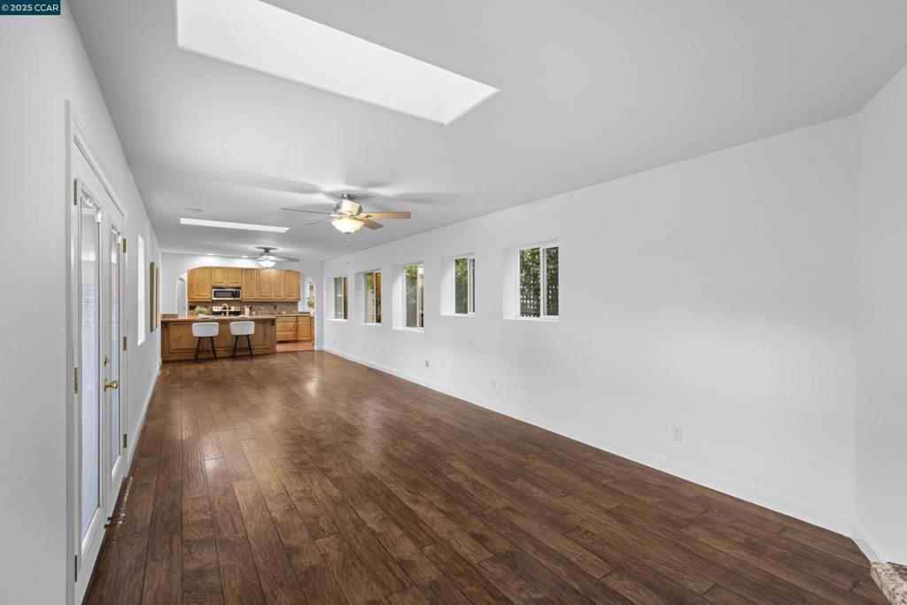 OLD MARTINEZ - Residential