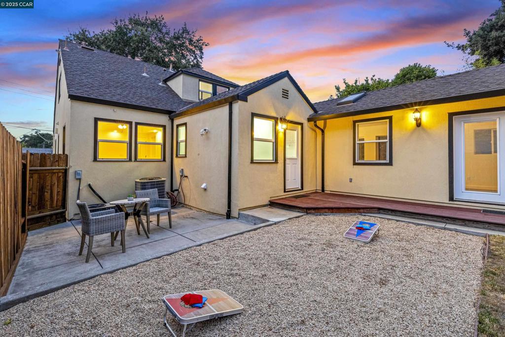 OLD MARTINEZ - Residential