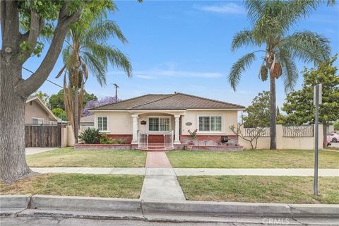 Photo of 14403 Benfield Ave AVE, Norwalk, CA 90650 (MLS # IG26105706)