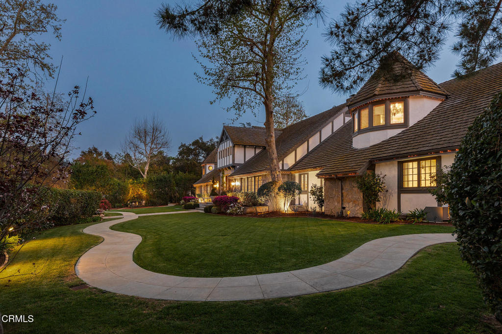 860 Flintridge Avenue