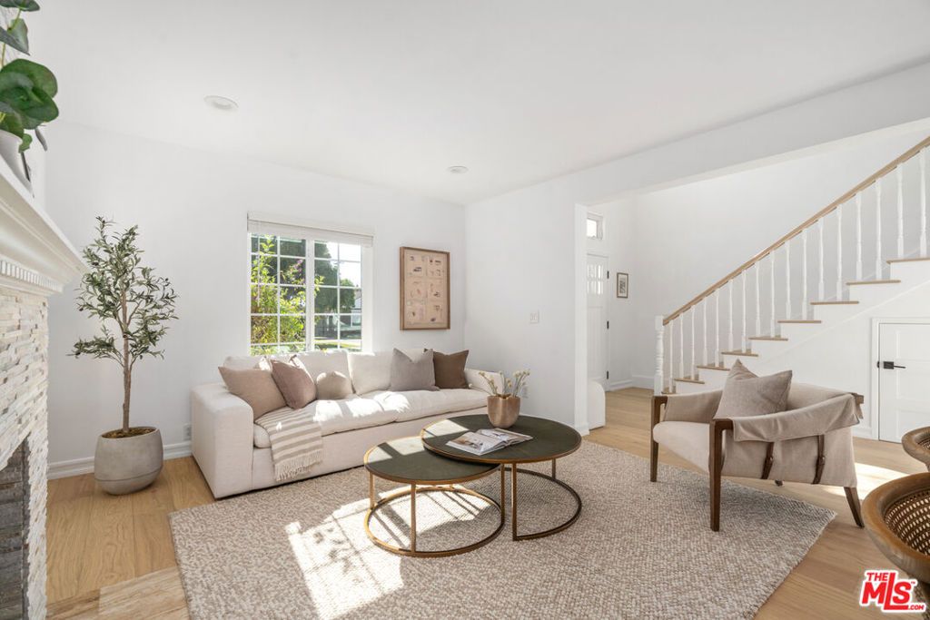 Photo of 6501 W 83rd Street, Los Angeles, CA 90045 (MLS # 26641431)