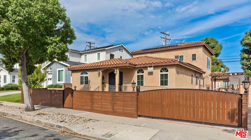 11360 Segrell Way