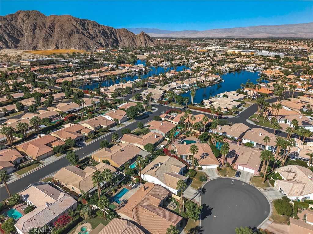 Lake La Quinta (31325) - Residential