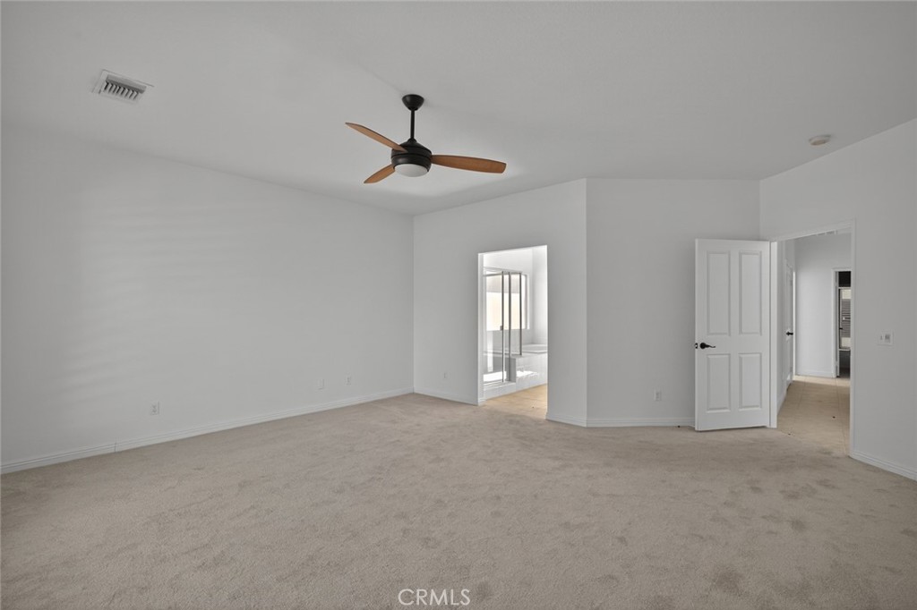 Lake La Quinta (31325) - Residential