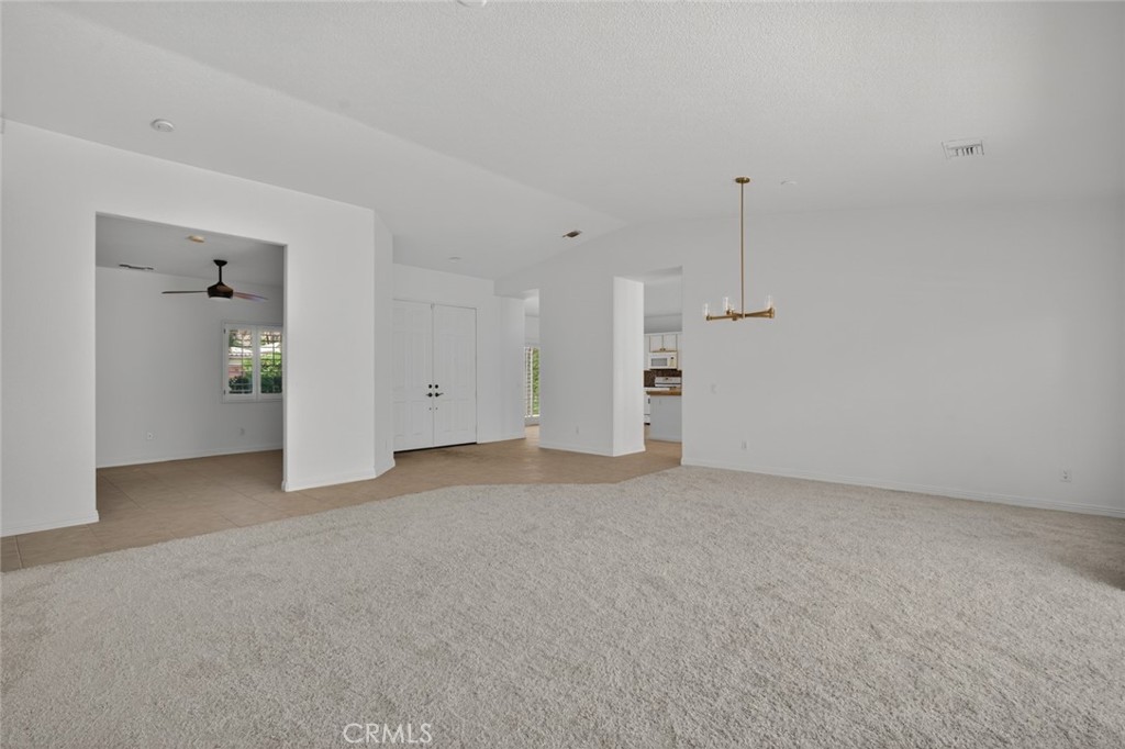 Lake La Quinta (31325) - Residential