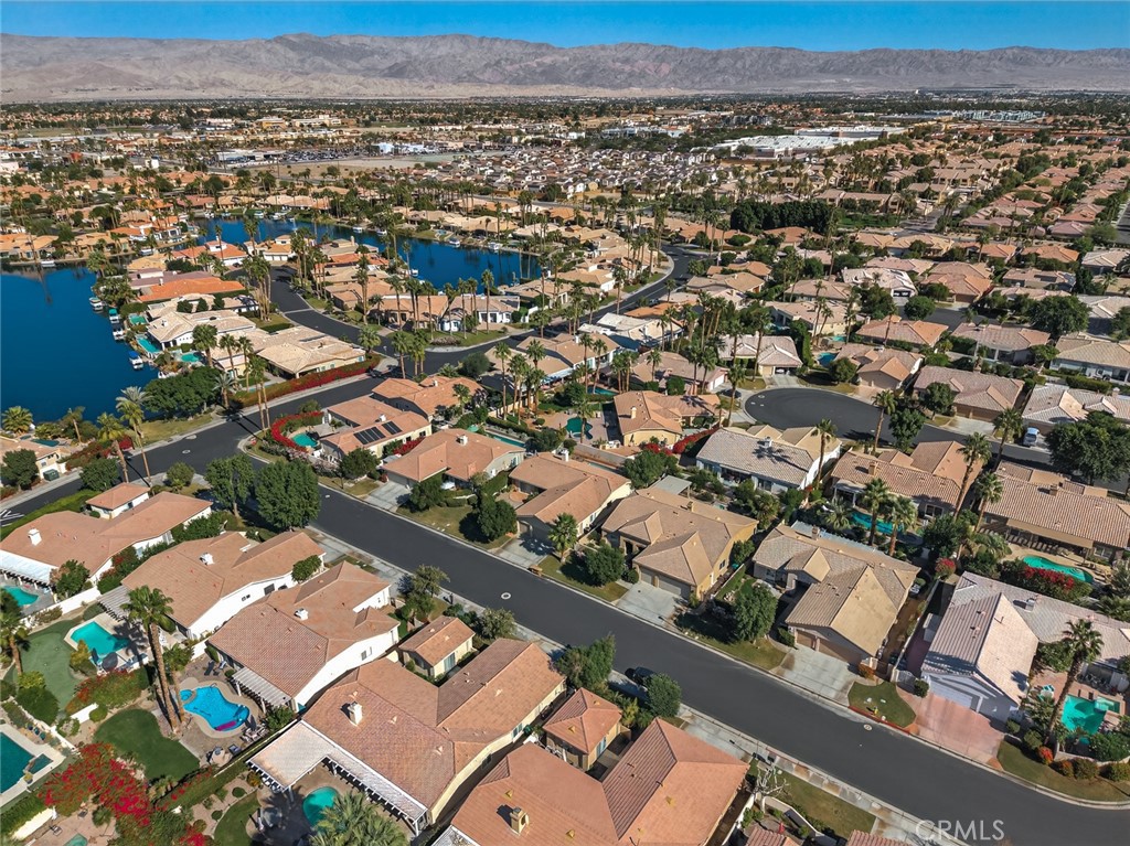 Lake La Quinta (31325) - Residential