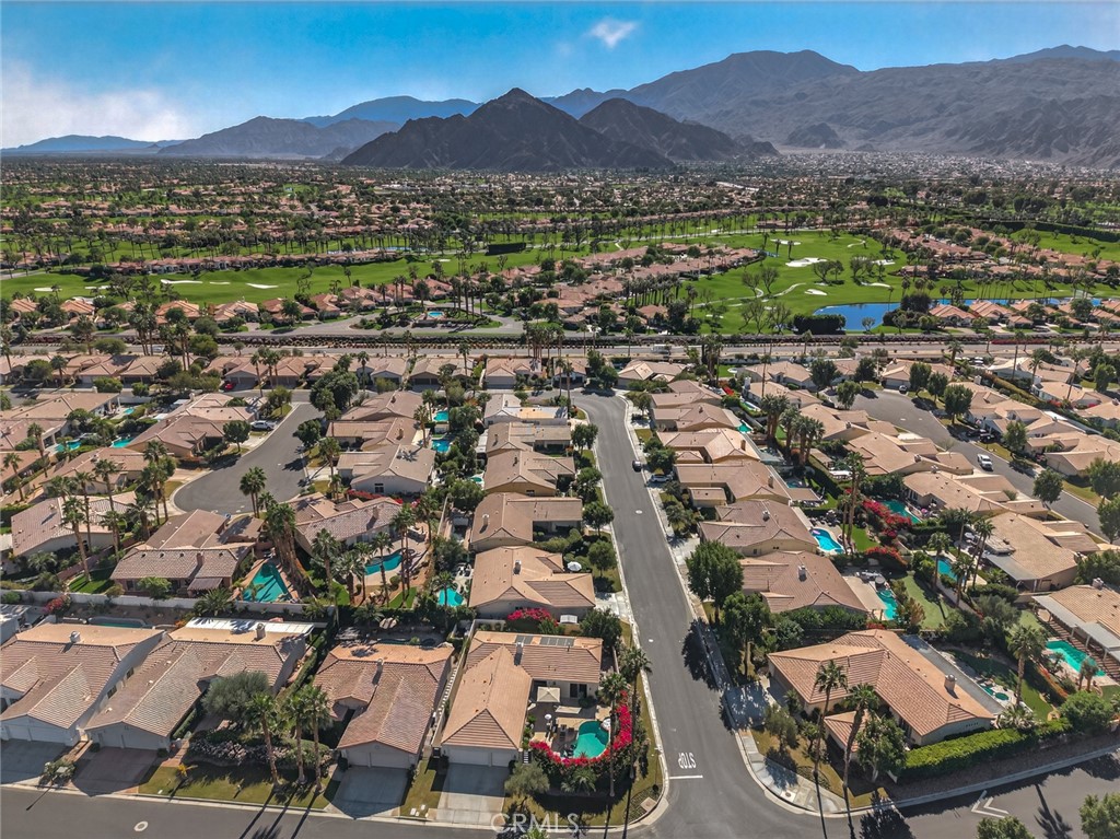 Lake La Quinta (31325) - Residential