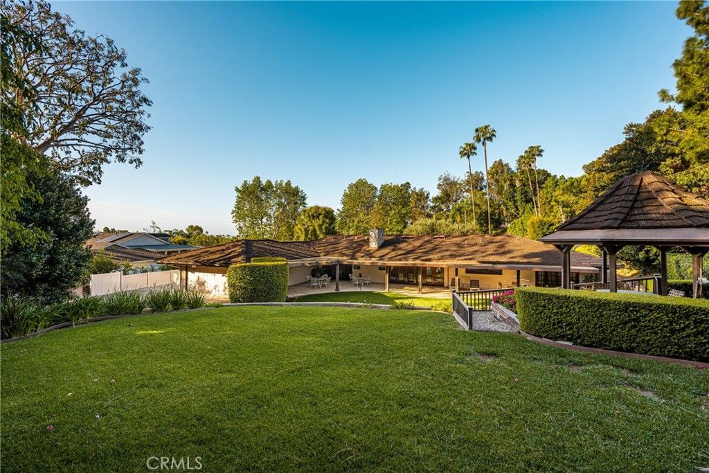 Photo of 1881 Park Skyline Rd, North Tustin, CA 92705 (MLS # PW26057179)