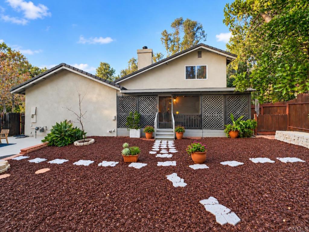 916 Mimosa Avenue