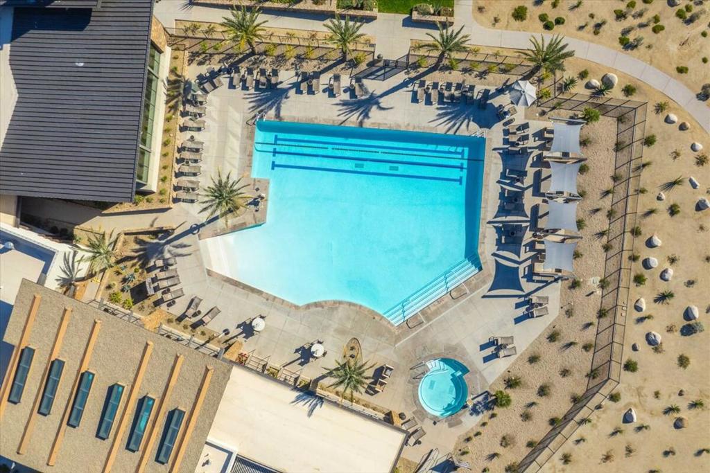 Del Webb RM - Residential