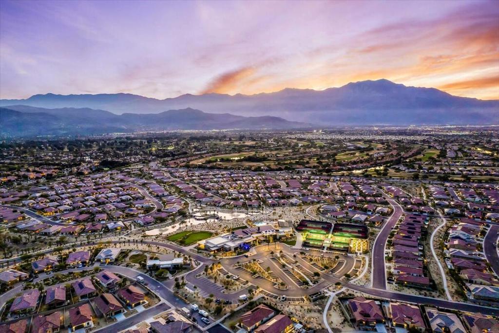 Del Webb RM - Residential