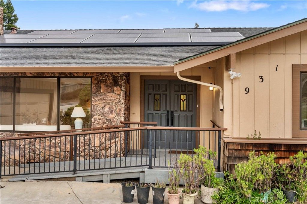 Photo of 931 Camino Ramon, Danville, CA 94526 (MLS # SW26007033)