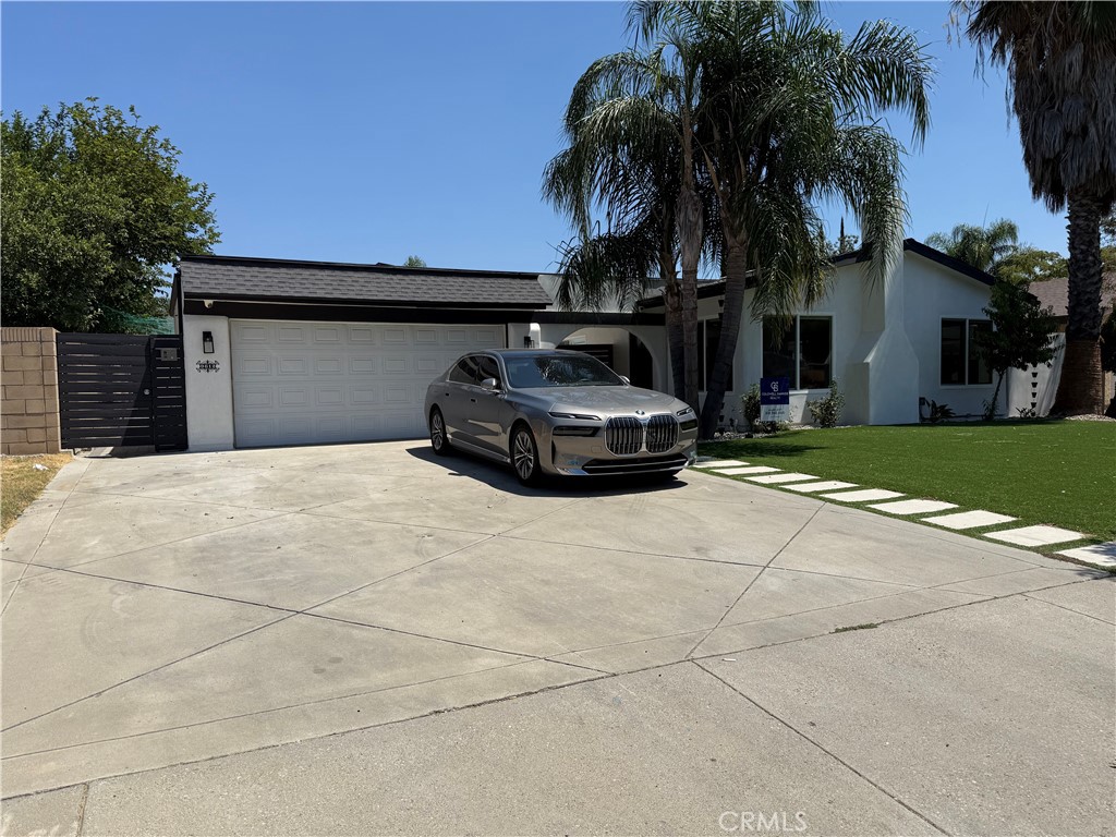 Welcome to this beautifully remodeled 3-bedroom, 2-bathroom single-family home located in a quiet cul-de-sac in Chatsworth. Situated on a spacious 10K+ lot, this approximately 1,200 sq ft residence offers modern updates, hardwood floors, and central air conditioning, making it fully move-in ready.
The interior features a bright open-concept living room, an elegant dining area, and a chef’s kitchen complete with granite countertops, stainless steel appliances, wood cabinetry, and a large center island. The primary suite showcases a rustic accent wall, while both bathrooms have been tastefully remodeled with high-end finishes, including marble-tiled showers and contemporary vanities.
Step outside to your private backyard retreat, featuring a covered patio, sparkling pool with spa, and a custom outdoor kitchen under a charming gazebo with built-in grill, sink, refrigerator, and beer taps. Low-maintenance turf, mature trees, and paver walkways complete the outdoor space, perfect for entertaining or relaxing.
Conveniently located near parks, shopping, dining, and major freeways, this home also offers off-street parking and is pet-friendly with approval. Tenant pays utilities; one-year lease minimum preferred.
Schedule your private showing today and experience all this exceptional Chatsworth home has to offer.