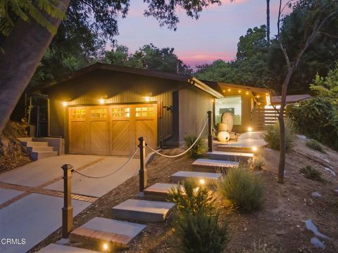 Photo of 22261 Ybarra Road, Woodland Hills, CA 91364 (MLS # V1-35556)