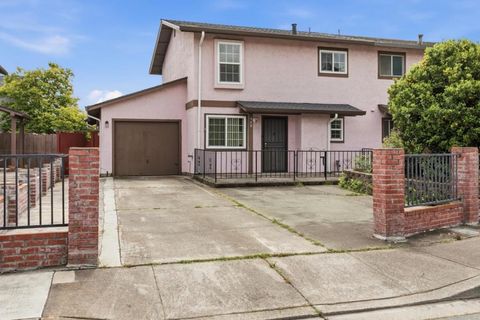 Photo of 940 B Street, Union City, CA 94587 (MLS # ML82043183)