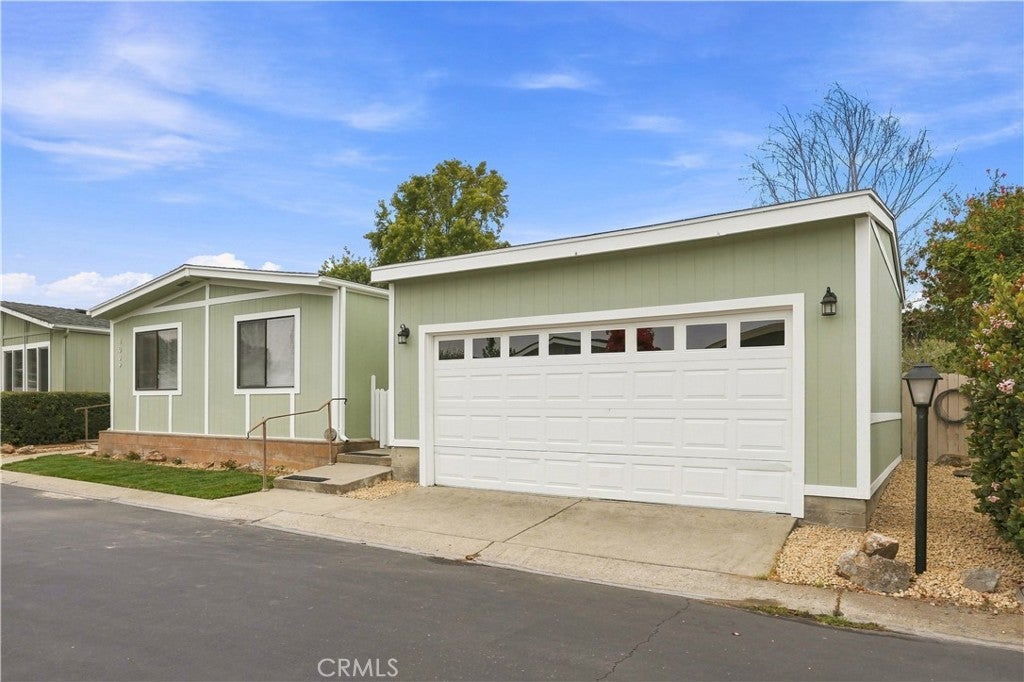 4039 Cherry Hill