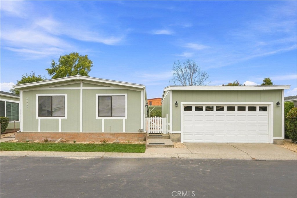 4039 Cherry Hill