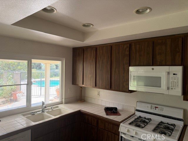 2849 Canterbury Trail