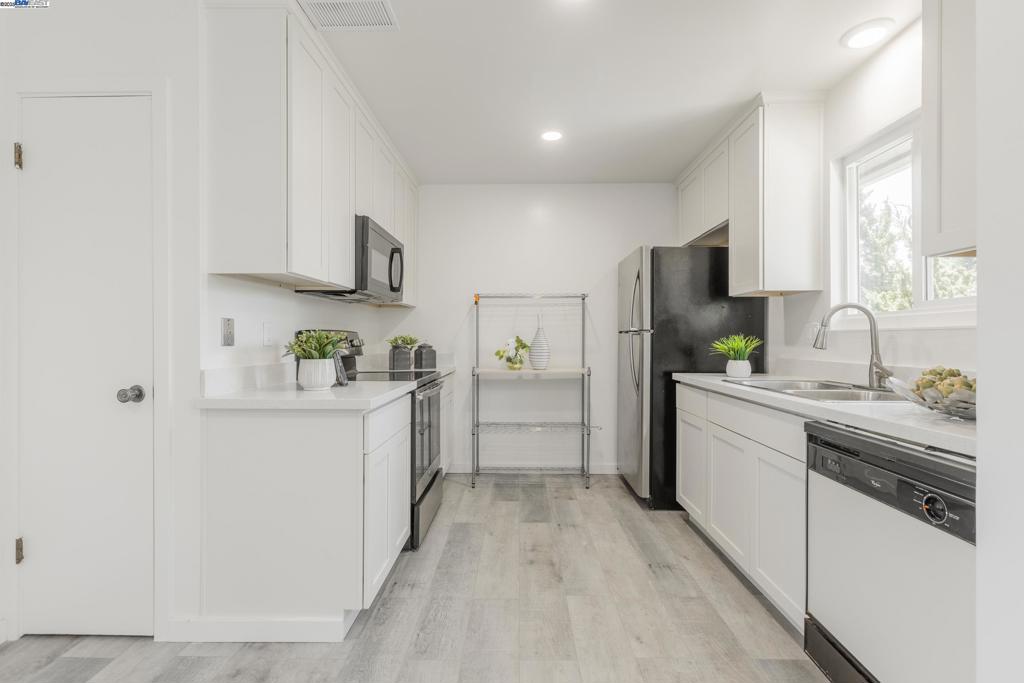 Not Listed - Residential