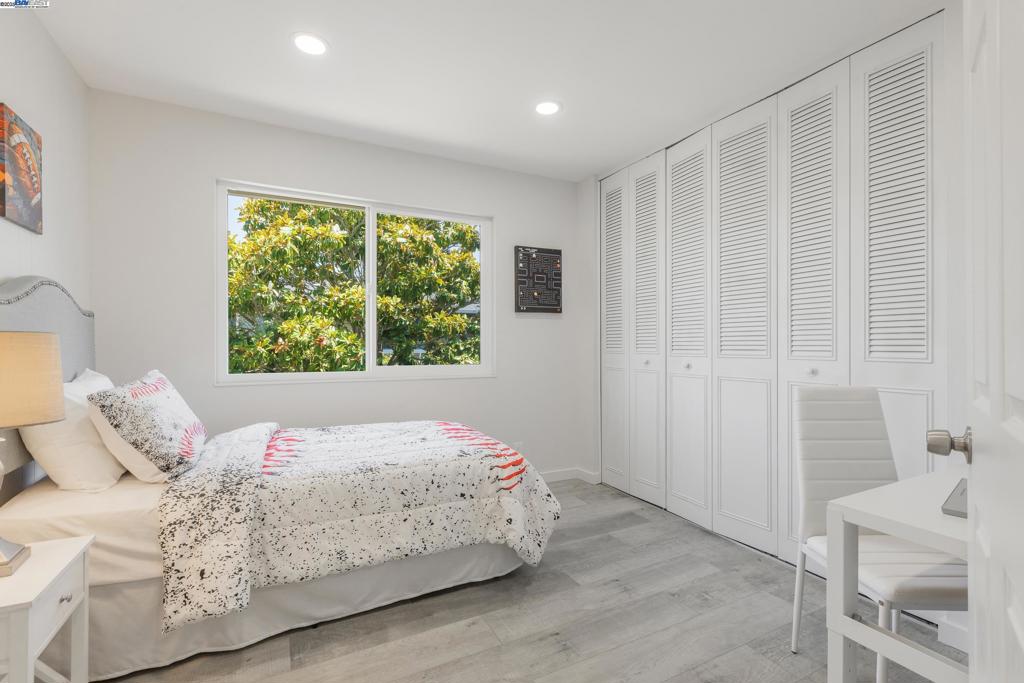 Not Listed - Residential