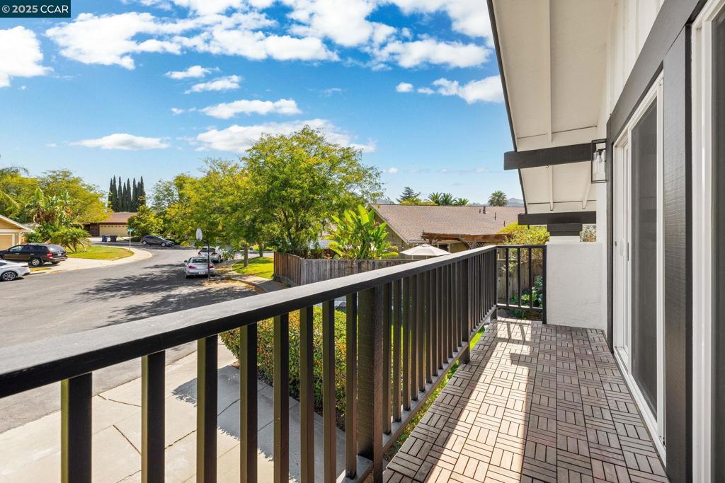 TURTLE CREEK - Residential
