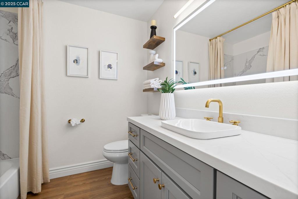 TURTLE CREEK - Residential