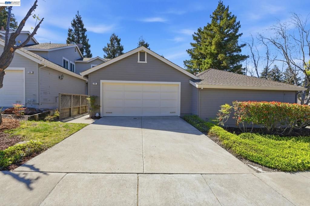 Photo of 664 Praderia Cir Cir, Fremont, CA 94539 (MLS # 41131128)