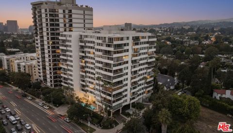 Photo of 10433 Wilshire Boulevard #808, Los Angeles, CA 90024 (MLS # 25581851)