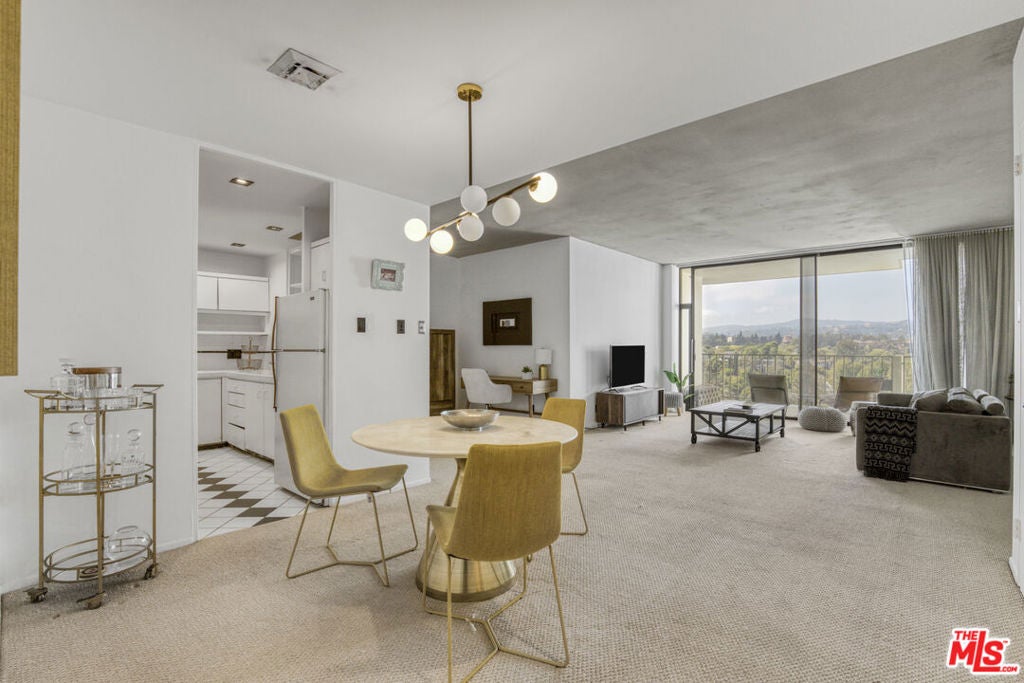 10433 Wilshire Boulevard 808