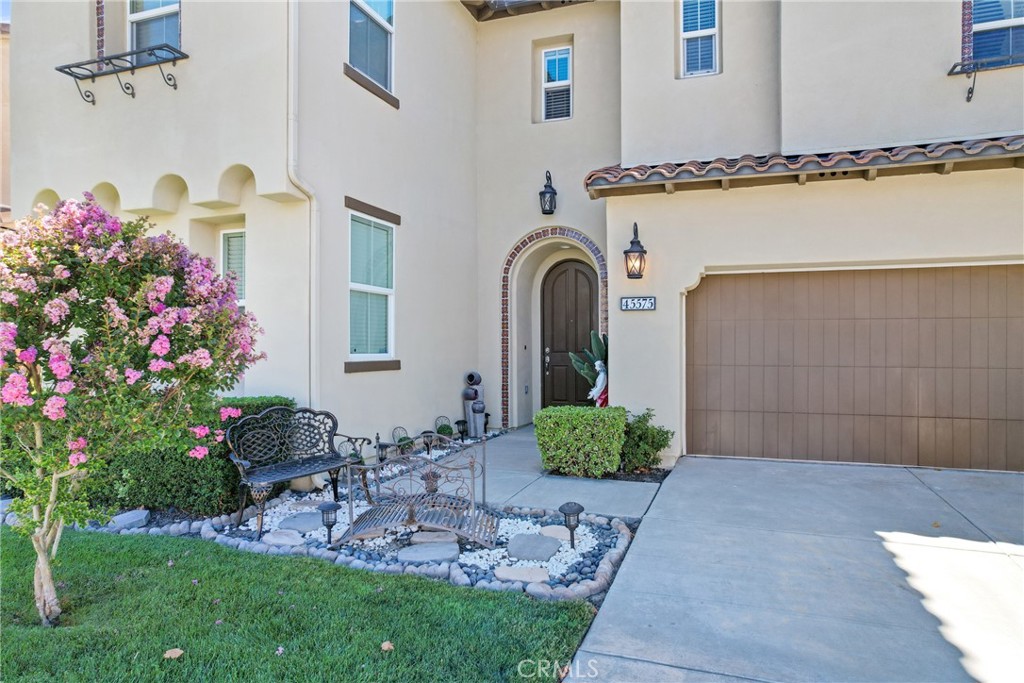 45575 Hawk Court