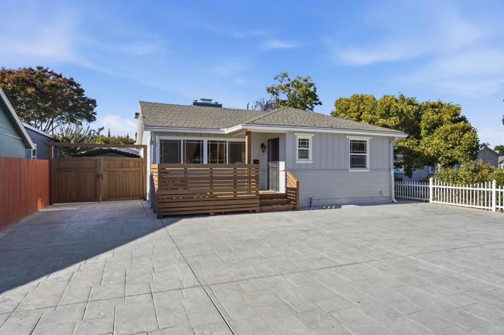 1038 Holly Street