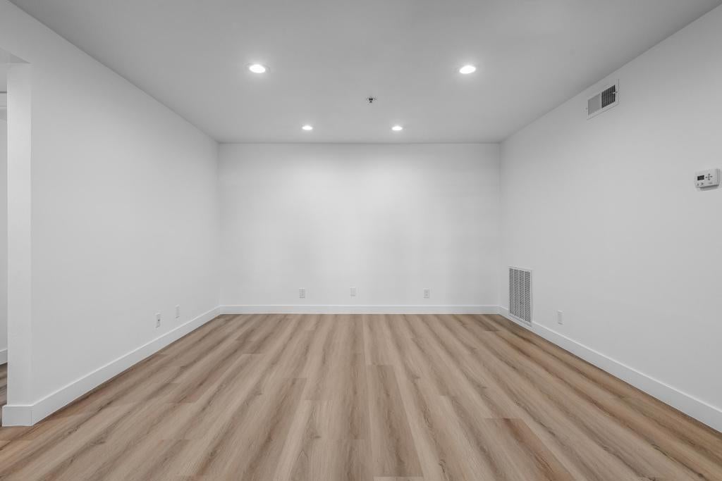 500 E Amado Road 212