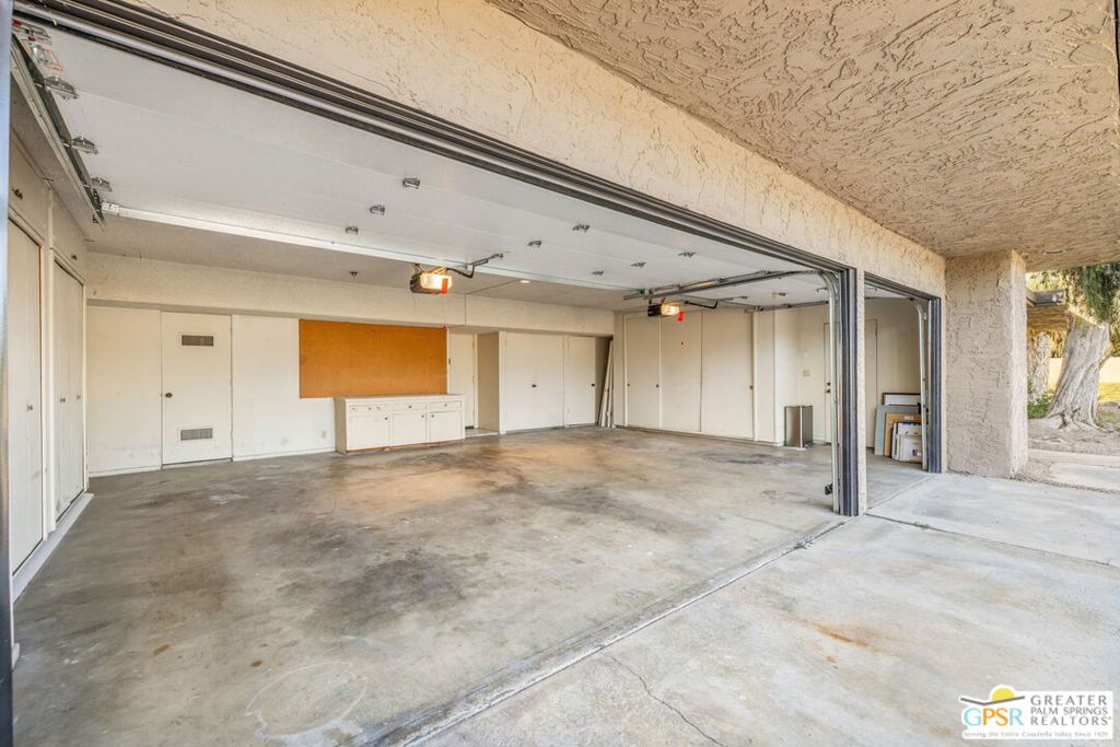 Thunderbird Terrace - Residential