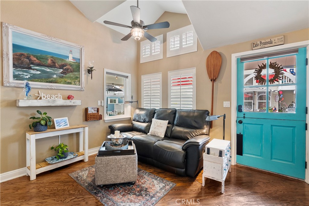 39 El Paseo, Newport Beach CA 92663 - Photo 11