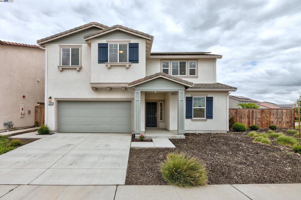 NEWER HOME AT STANFORD CROSSINGS. SPANISH PALN 3-A BUILT IN 2023 BY D R HORTON. 5 BRDROOMS, 3 BATHROOMS, LOFT OR BONUS ROOM, 2 CARS ATTACHED GARAGE. 2,537 OF ELEGANT LIVING AREA ON A PREMIUM CORNER LOT OF 7,628 SQ. FT. HOME IS EQUIPPED WITH ALL MODERN AMENITIES. STAINLESS APPLIANCES, STONE COUNTERS, RING DOOR BELL, SOLAR OWNED. HARDSCAPED SIDE YARD AND BACK YARD. TOO MANY UPGRADES TO LIST. Apply with RentSpree https://apply.link/zuGAXXE