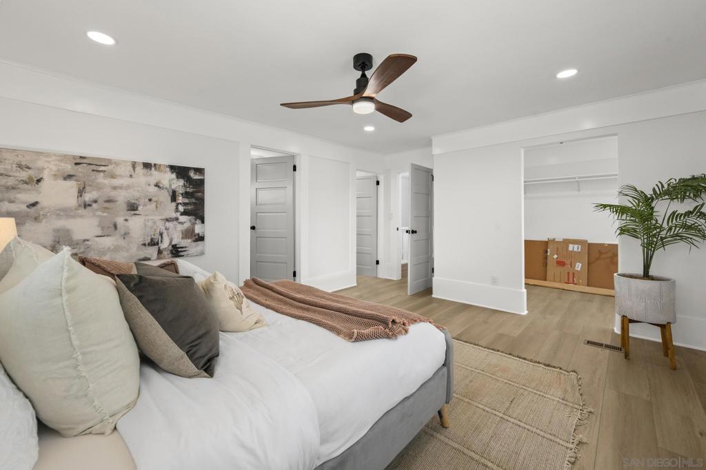 Ocean Beach - Residential Lease