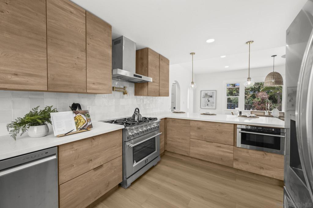 Ocean Beach - Residential Lease