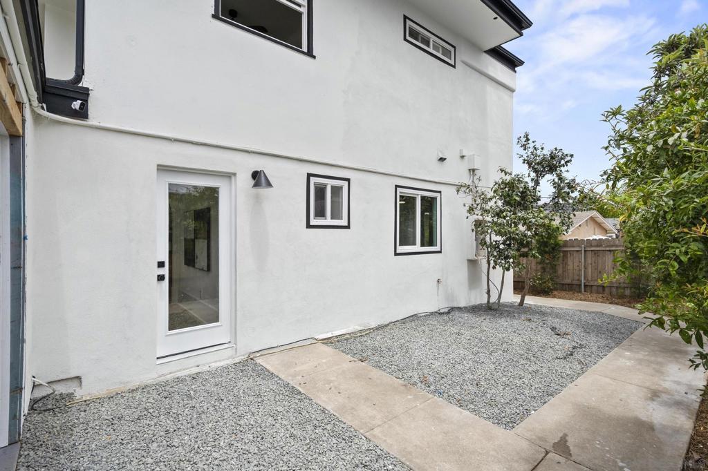 Ocean Beach - Residential Lease