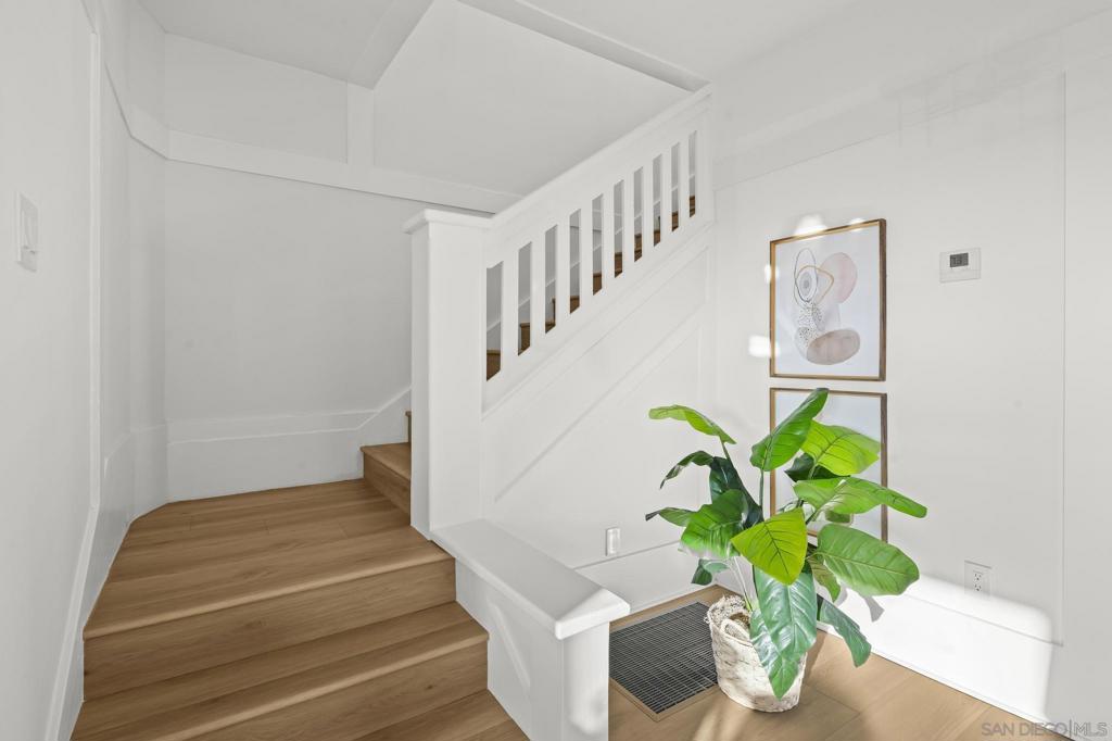 Ocean Beach - Residential Lease