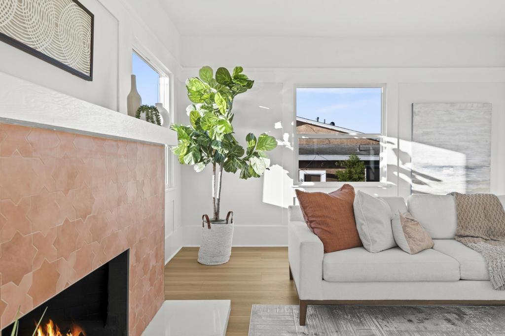Ocean Beach - Residential Lease