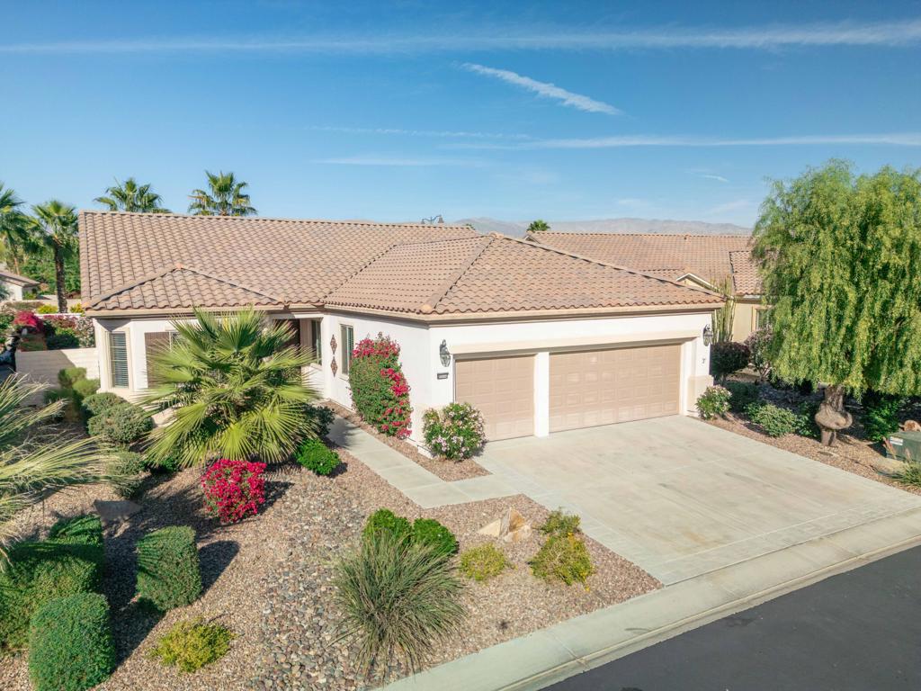 80600 avenida santa carmen