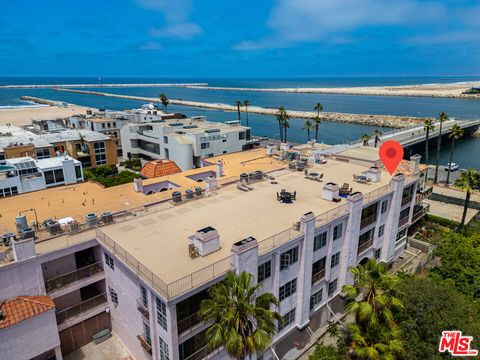 Tiny photo for 6220 Pacific Avenue #303, Playa Del Rey, CA 90293 (MLS # 26647593)