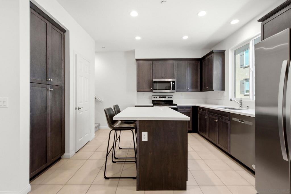 219 Mission Villas Rd RD, San Marcos CA 92069