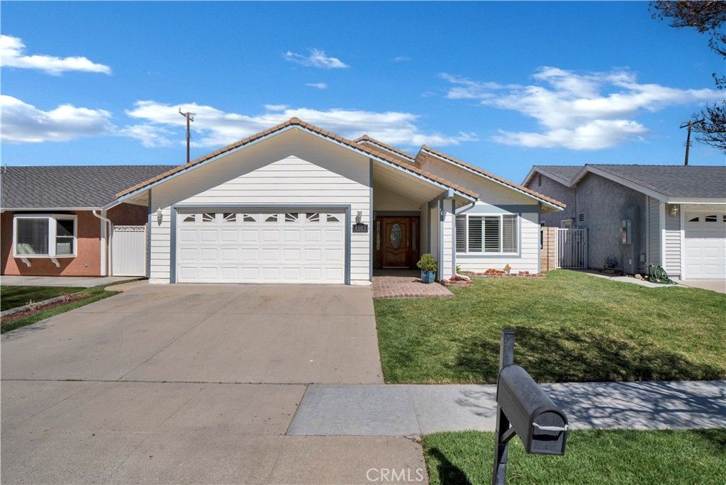 Photo of 4505 Lubbock Dr, Simi Valley, CA 93063 (MLS # SR26060606)