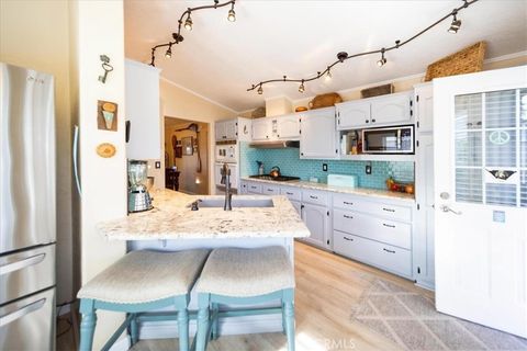 35493 Sand Rock Thousand Palms CA 92276