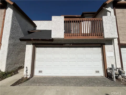 MLS: TR26205532